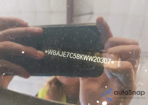 2019 BMW 540I xDrive из США, поврежденный, VIN WBAJE7C58KWW20307